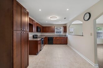 Building Photo - 14315 Branchwater Ln