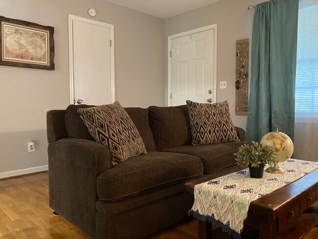 sala de estar - 3132 Oak Cir