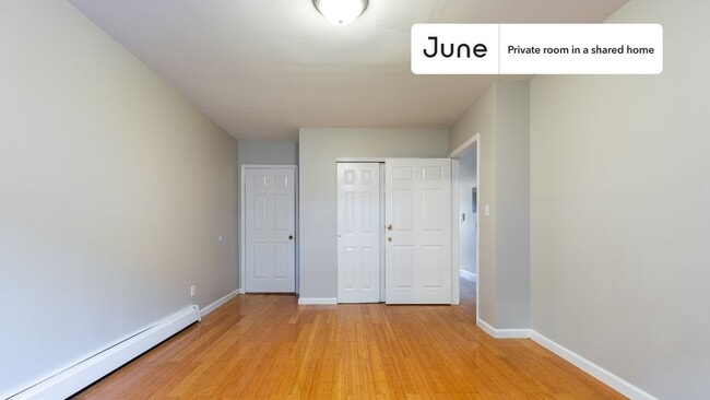 Foto del edificio - Room in Shared 4 bed/2 bath home in Flatbush