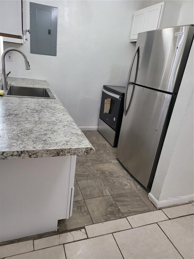 Foto del edificio - 755 NW 84th St