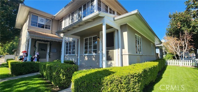 Foto principal - 10603 Addison St
