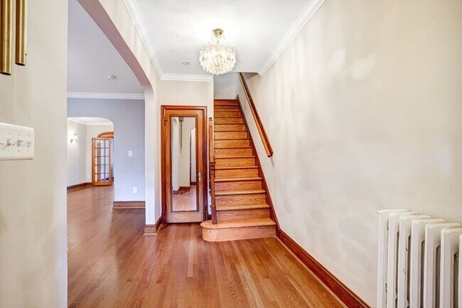 Building Photo - 5012 3rd St NW