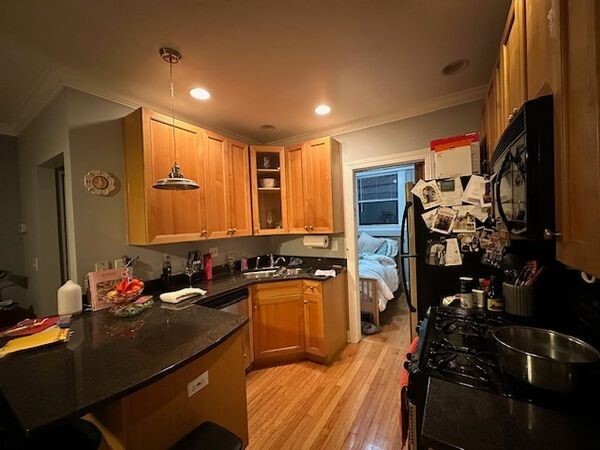 Kitchen - 1157 W Grace St