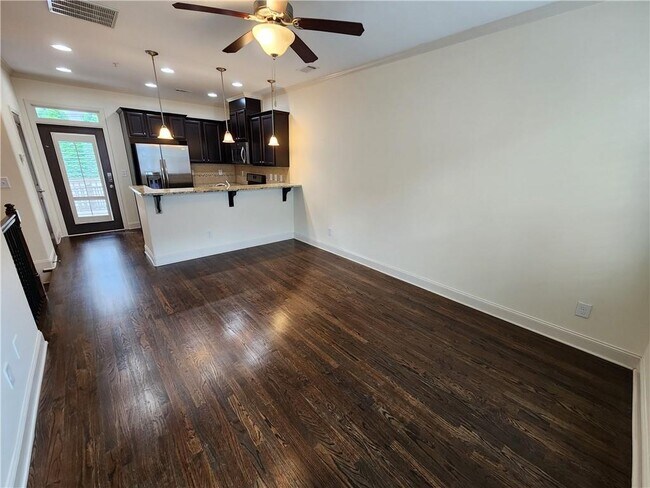 Foto del edificio - 271 Goodson Way NW