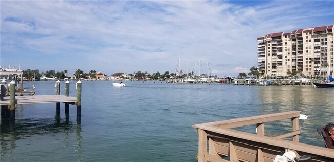 Foto del edificio - 9715 Harrell Ave