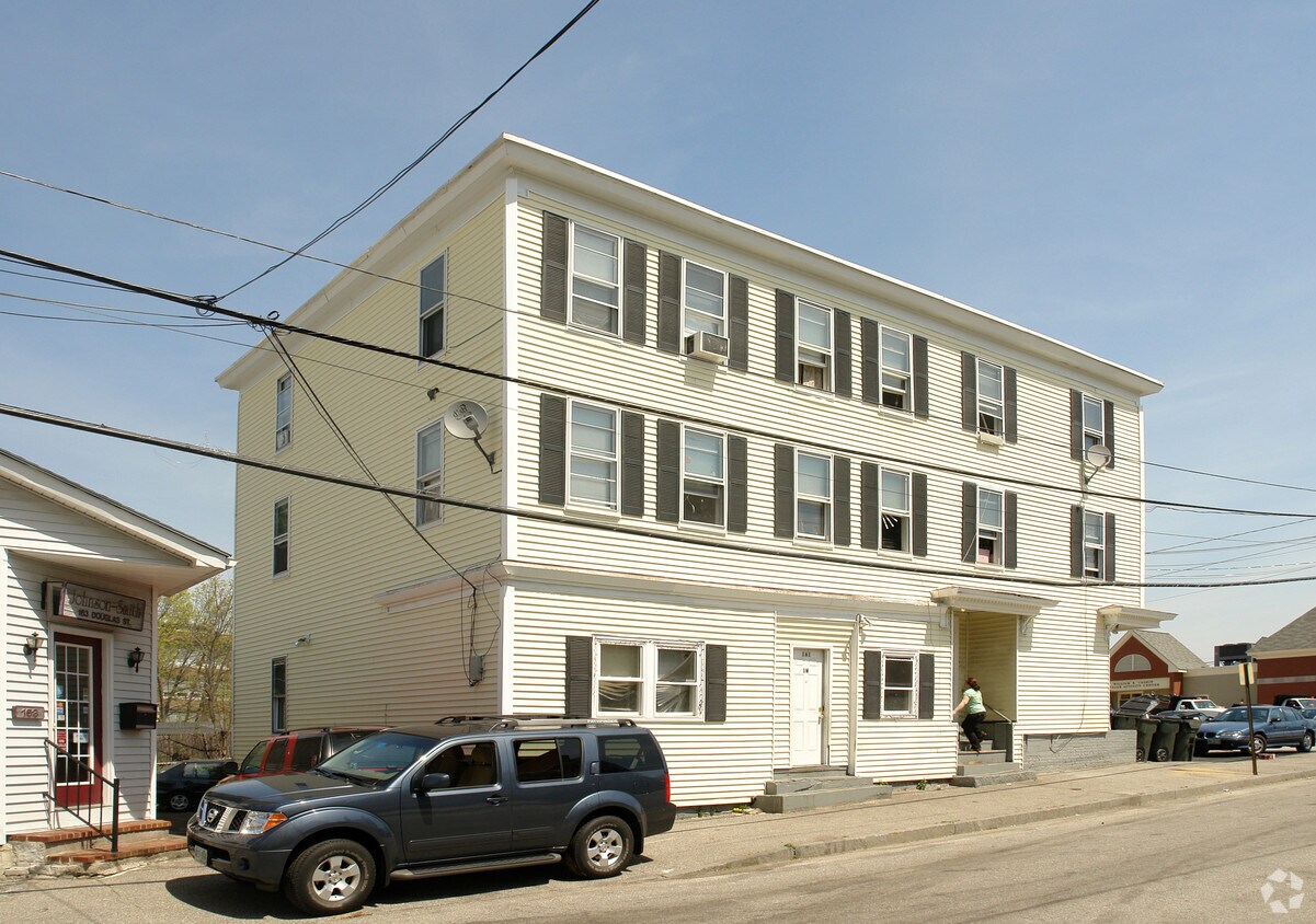 Building Photo - 159-161 Douglas St