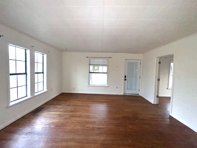 Foto del edificio - 11991 S Edmondson Rd