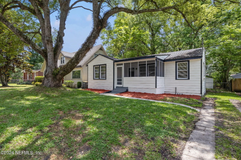 Foto principal - 1330 Dancy St