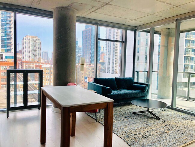 Foto del edificio - 410 N Franklin St