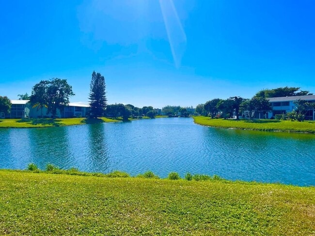 Photo - 34 Kent C Apartment