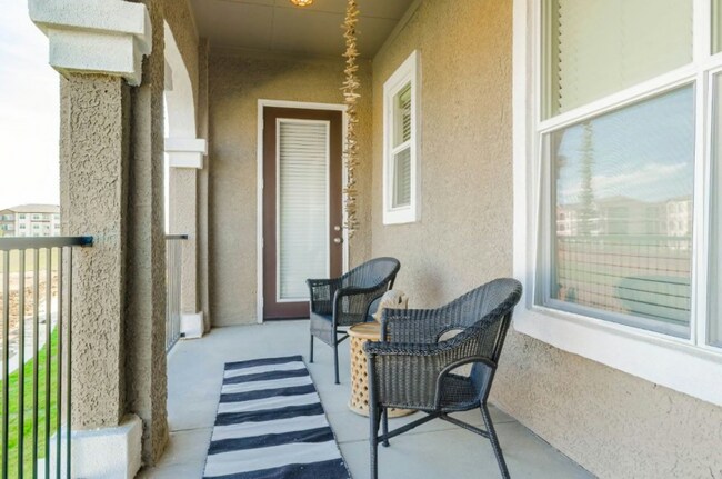 Foto del edificio - 27040 E University Dr