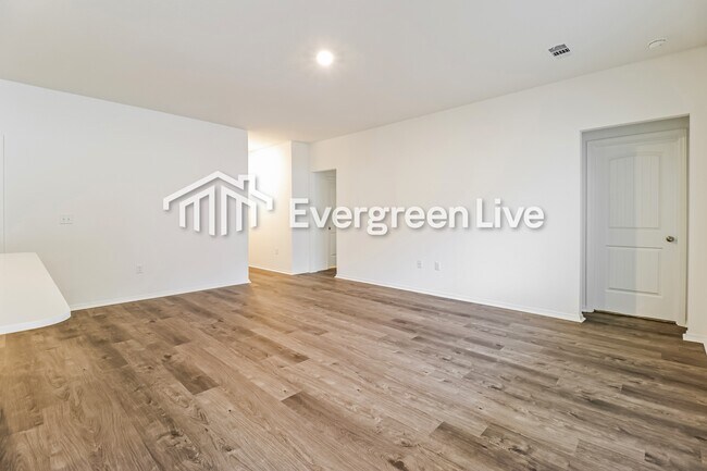 Foto del edificio - 108 Terrence Dr