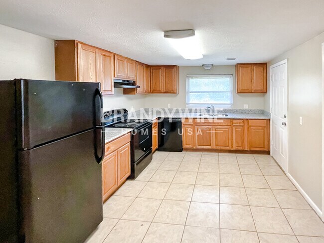 Foto del edificio - 1001 Fields Rd