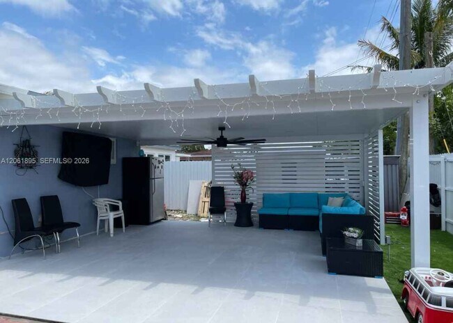 Foto del edificio - 7190 SW 13th St