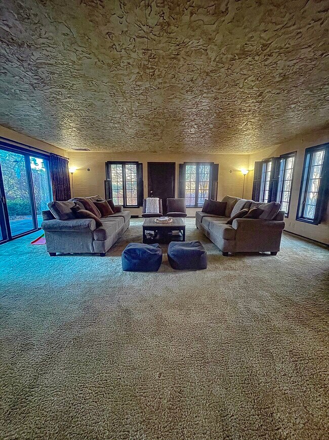 Foto del edificio - 10 Rye Ct