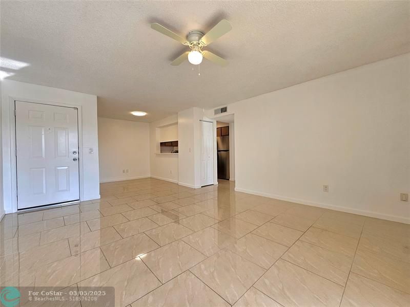 Foto principal - 1229 SW 46th Ave