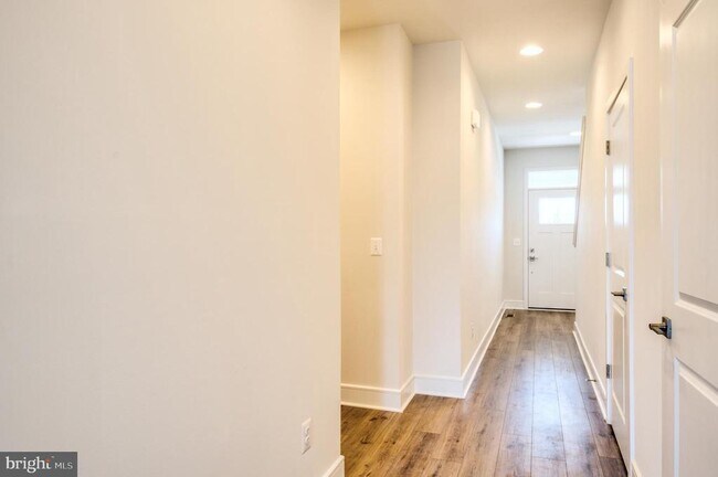 Foto del edificio - 142 Choke Cherry Ct