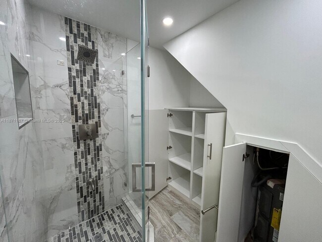 Foto del edificio - 6208 SW 123rd Ave