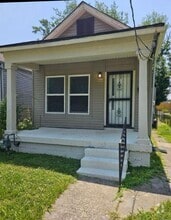 Building Photo - 1712 St Louis Ave