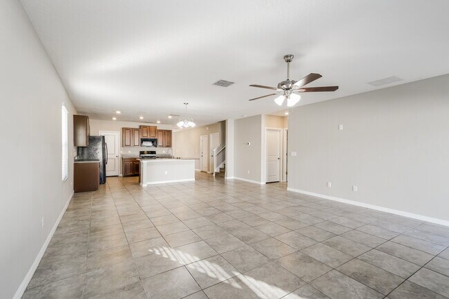 Foto del edificio - 3083 Kresterbrooke Ln