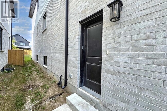Building Photo - 3867 Petalpath Wy