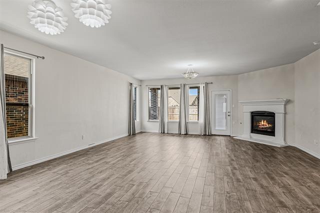 Building Photo - 2018 Tahoka Ln