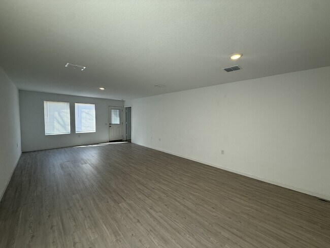 Foto del edificio - 10727 Vesta Curv