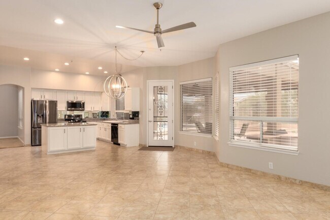 Foto del edificio - 19204 N 92nd St