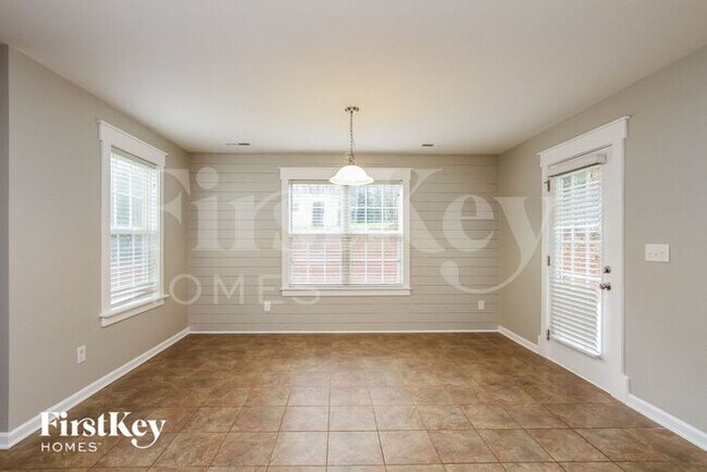 Foto del edificio - 7671 W Berkeley Rd