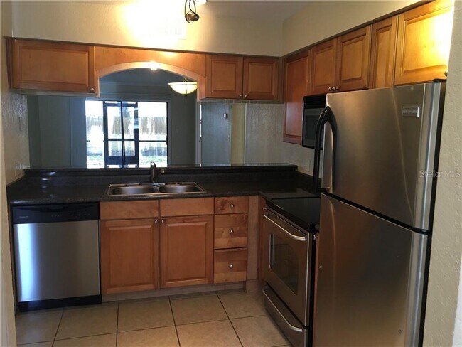 Foto del edificio - 10155 Sailwinds Blvd S