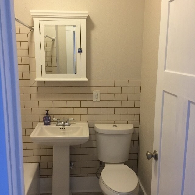 Baño - Schultz Apartments