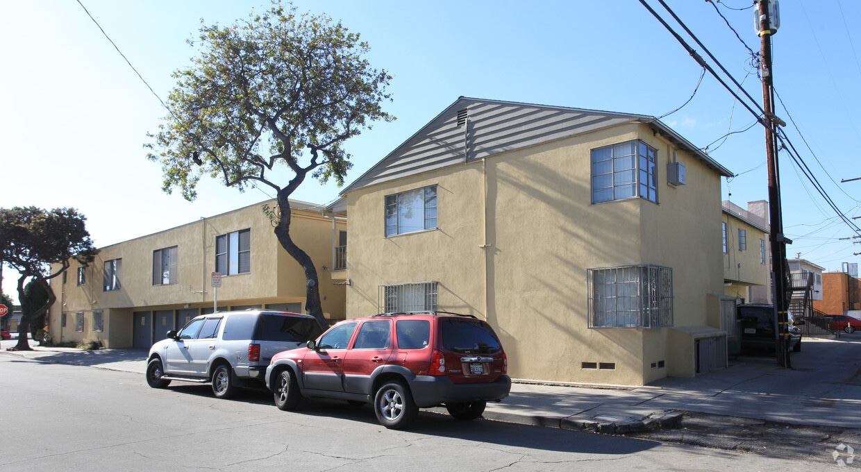 The Apartments at 2847 E 7th St - 2847 E 7th St
