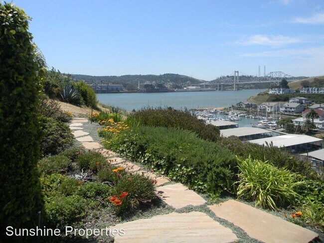 Building Photo - 3 br, 2.5 bath House - 115 Camino Del Sol ...