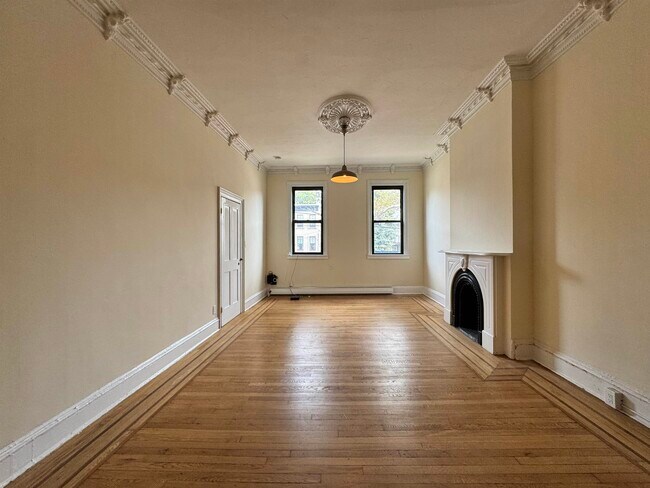 Foto del edificio - 19 Henry St