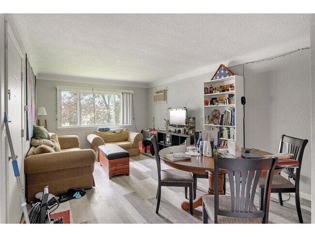 Foto del edificio - 1659 10th Ave