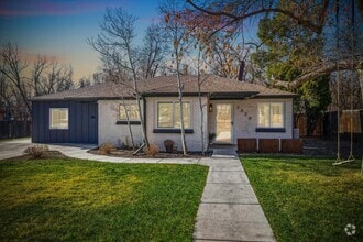 Building Photo - 7320 W 21st Ave