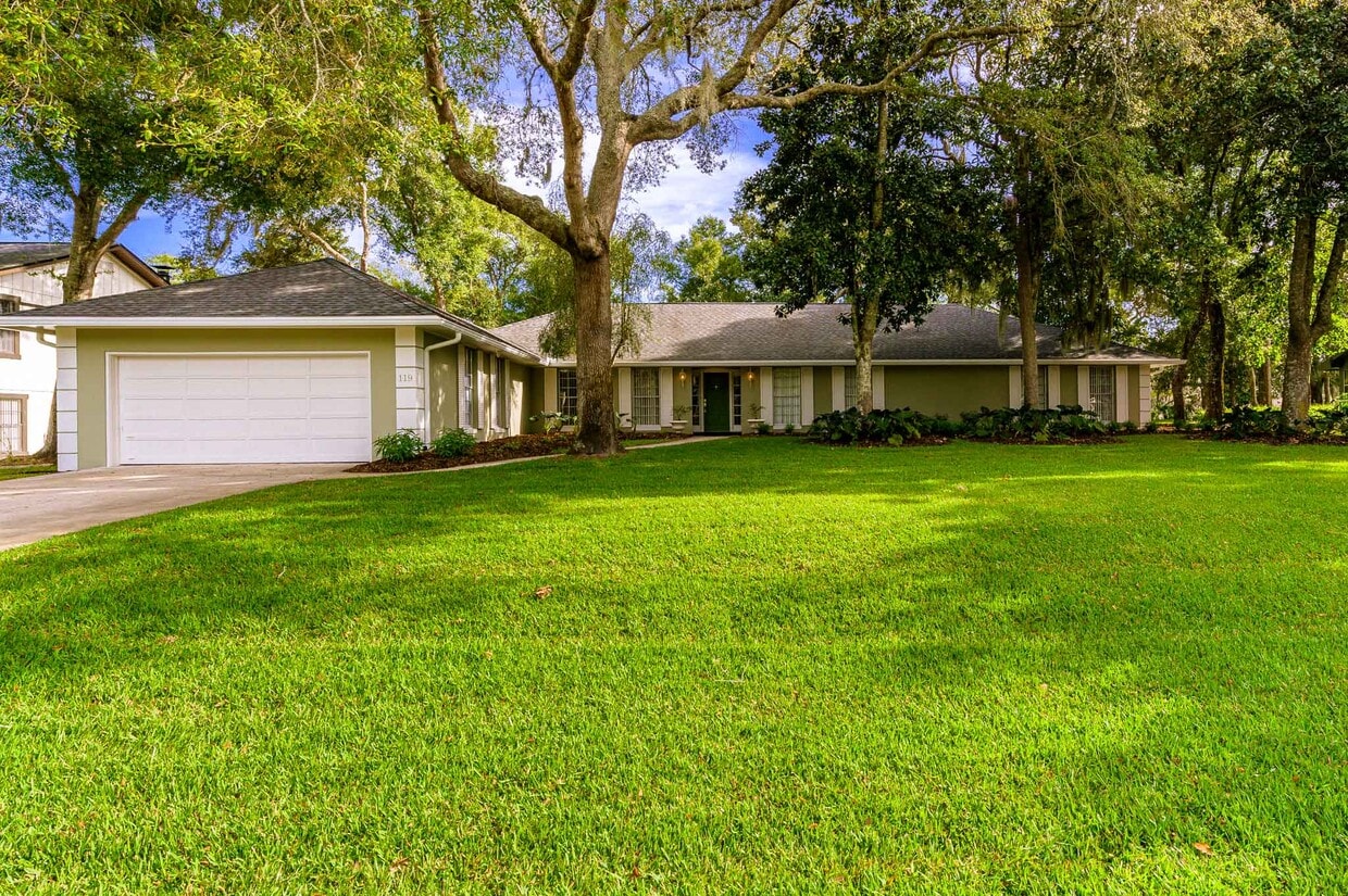 Primary Photo - 119 Rio Pinar Dr