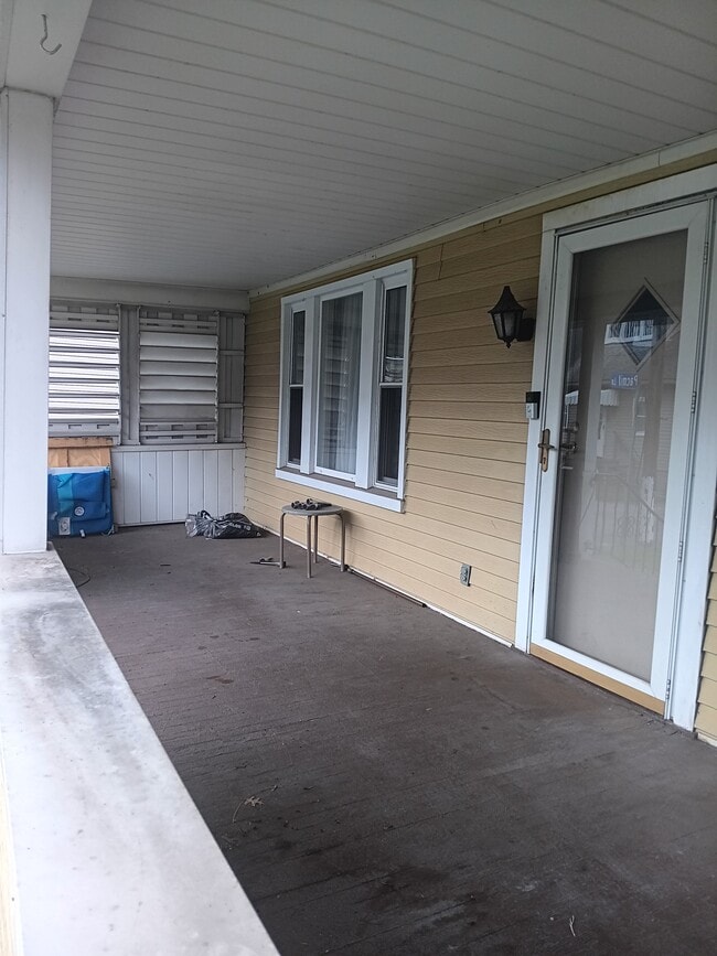 Building Photo - 111 Millers Ln