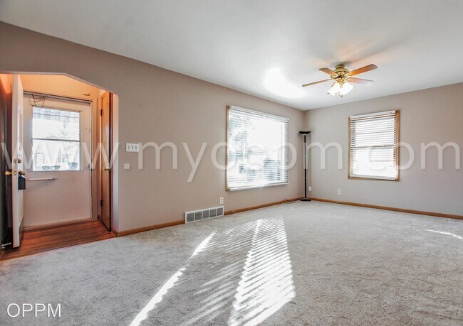 Building Photo - 3 br, 2 bath House - 4114 N. 54th St.