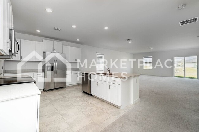 Building Photo - 4252 Palatina Way