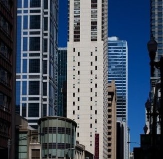 Building Photo - 200 N Dearborn St