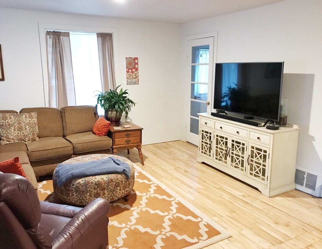 1316 Emery St, Hancock, MI 49930 House Rental in Hancock, MI