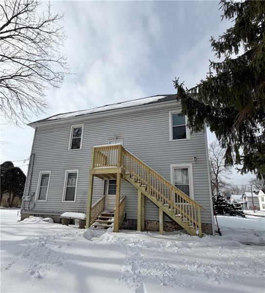 Building Photo - 306 E Wallace Ave