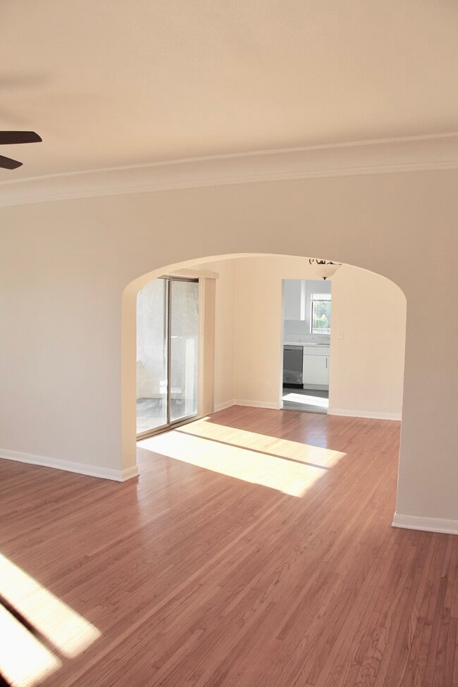 Livingroom to diningroom - 1239 S Hudson Ave