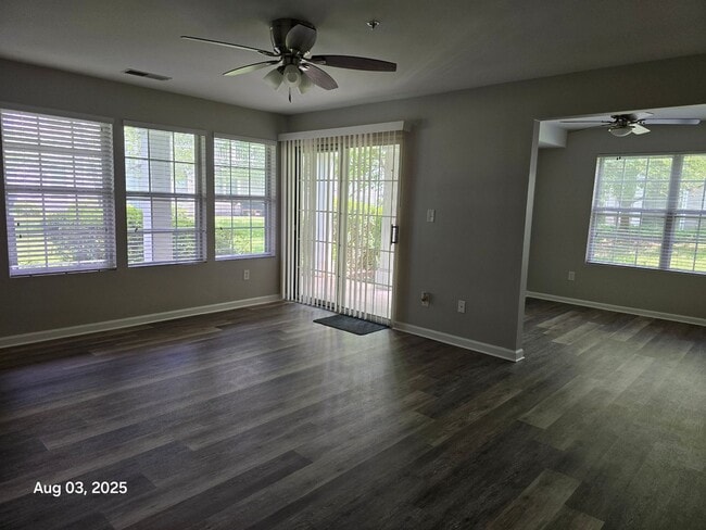 Beautiful 2 Bed 2 Bath Condo With Patio In... - Beautiful 2 Bed 2 Bath Condo With Patio In...