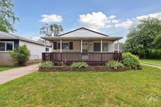 Building Photo - 3 bedroom ranch $1300 - Lease Special