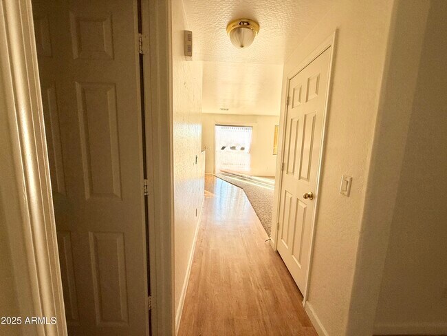 Foto del edificio - 23363 W Pima St