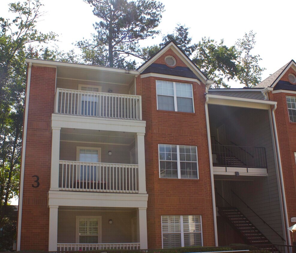 3083 Chastain Park, Atlanta, GA 30342 Apartment for Rent in Atlanta