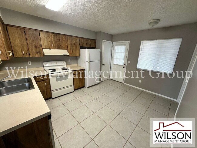 Foto del edificio - 1912 Wizard Ct