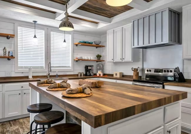 Foto del edificio - 22 Santana Dr